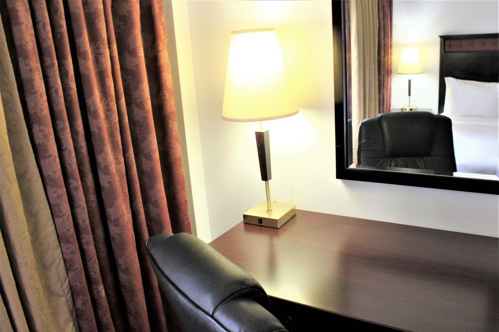 Lelux Hotel Montréal Eksteriør billede