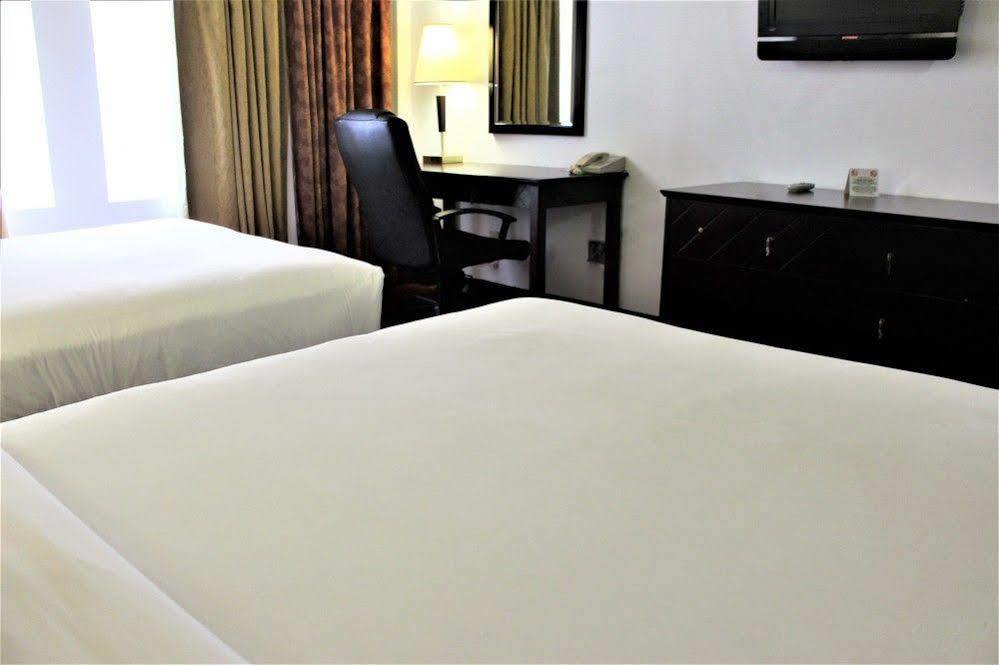 Lelux Hotel Montréal Eksteriør billede